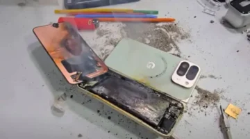 هاتف جوجل الجديد يشتعل أثناء اختبار البث المباشر ويثير تساؤلات حول أمان الأجهزة الذكية